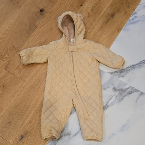 Uniqlo Other - Uniqlo Quilted Tan Hooded Baby Footie